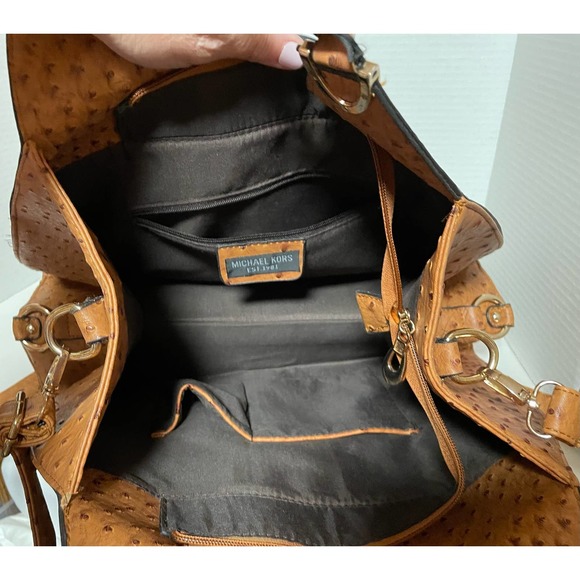 Micheal Kors Ostrich Embossed Hand or Shoulder Bag, Medium Bag - Picture 4 of 6